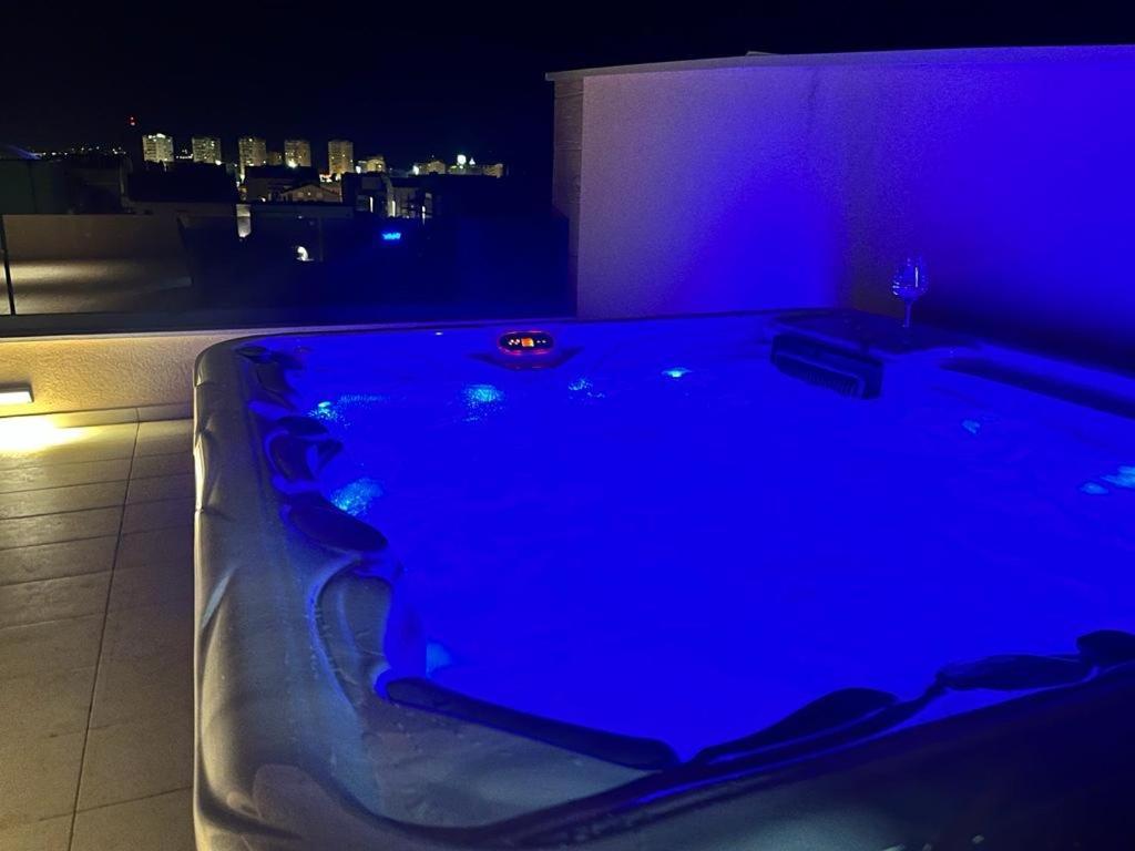 Apartmán Olive Oasis Penthouse With Jacuzzi Zadar Exteriér fotografie
